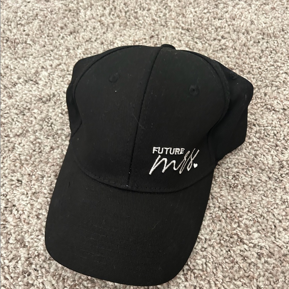 Future Mrs. Black Cap - Adjustable size (NEW)